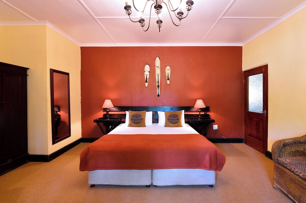 Suite (Rhino) photo 1