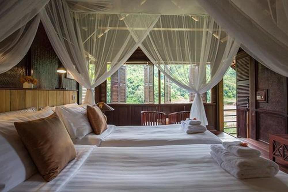 Twin Room (Houeisay - PakBeng - Luang Prabang)