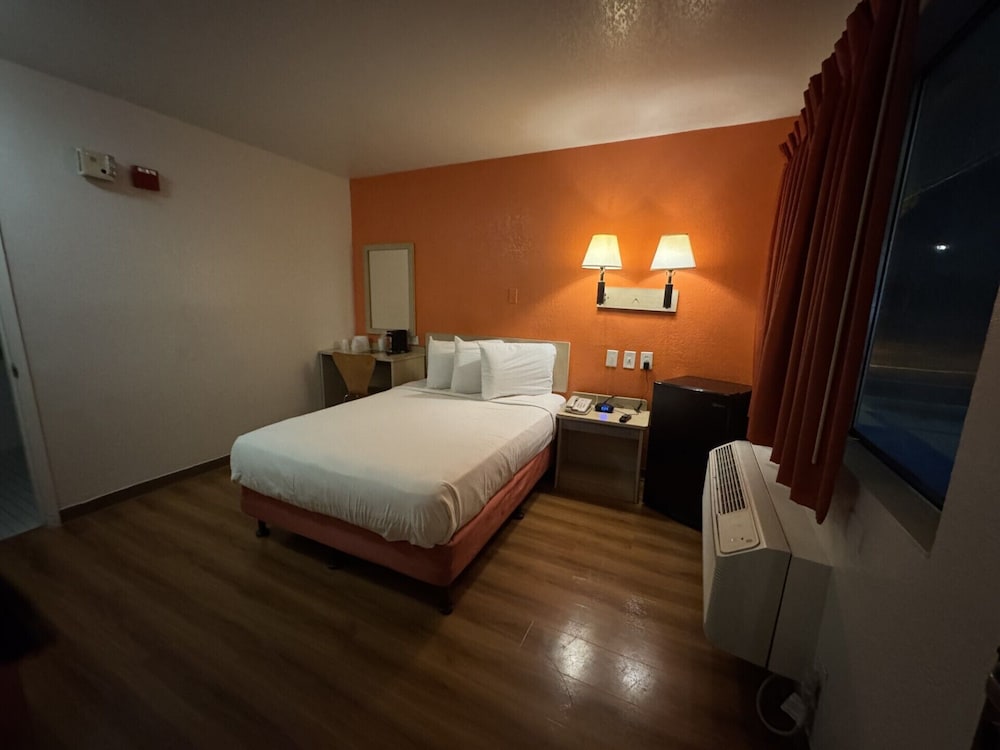 Premium Room, 1 Double Bed, Non Smoking photo 2