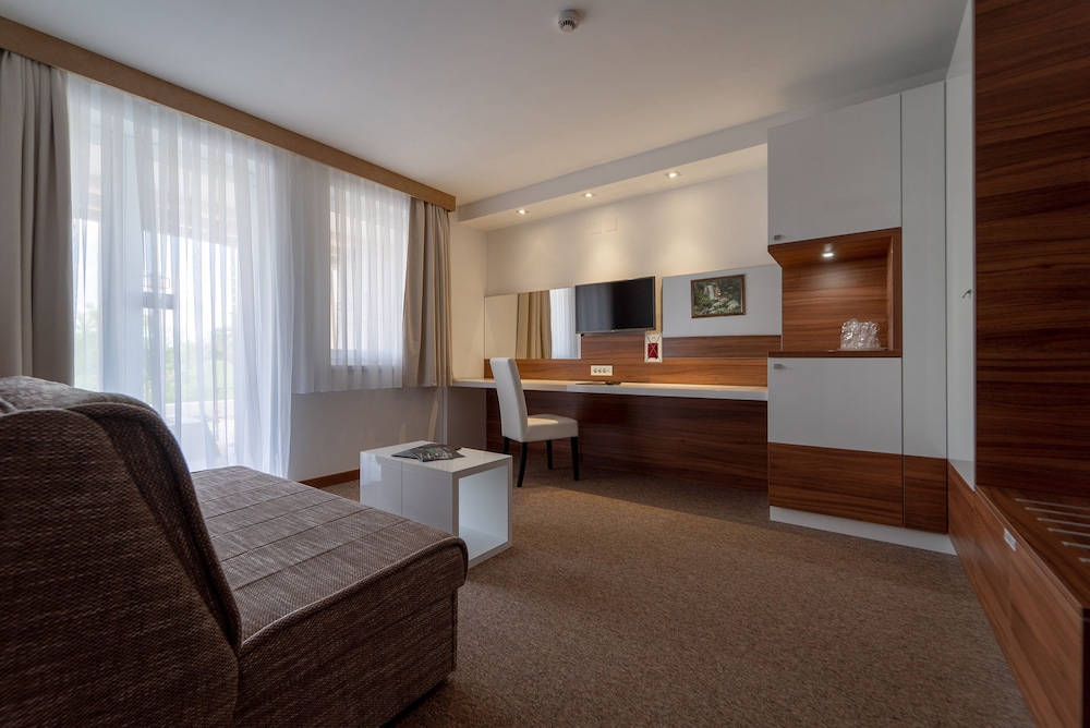 Comfort Suite, 2 Bedrooms, Balcony