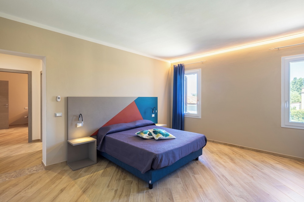 Superior Double Room, Pool View photo 1