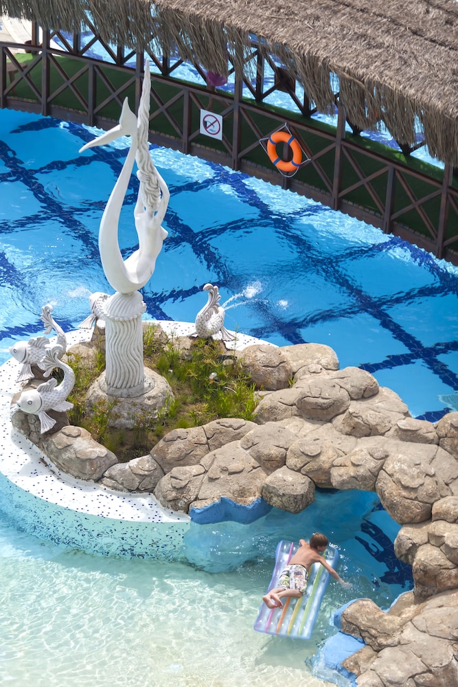 Suite thumbnail 5