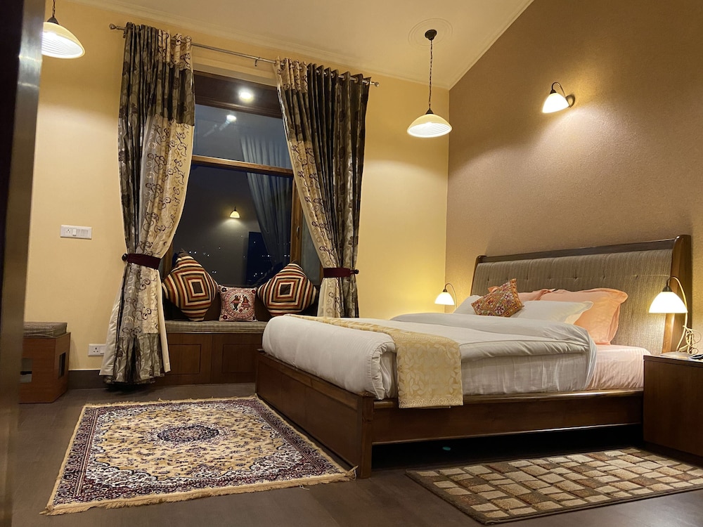Executive Suite photo 1