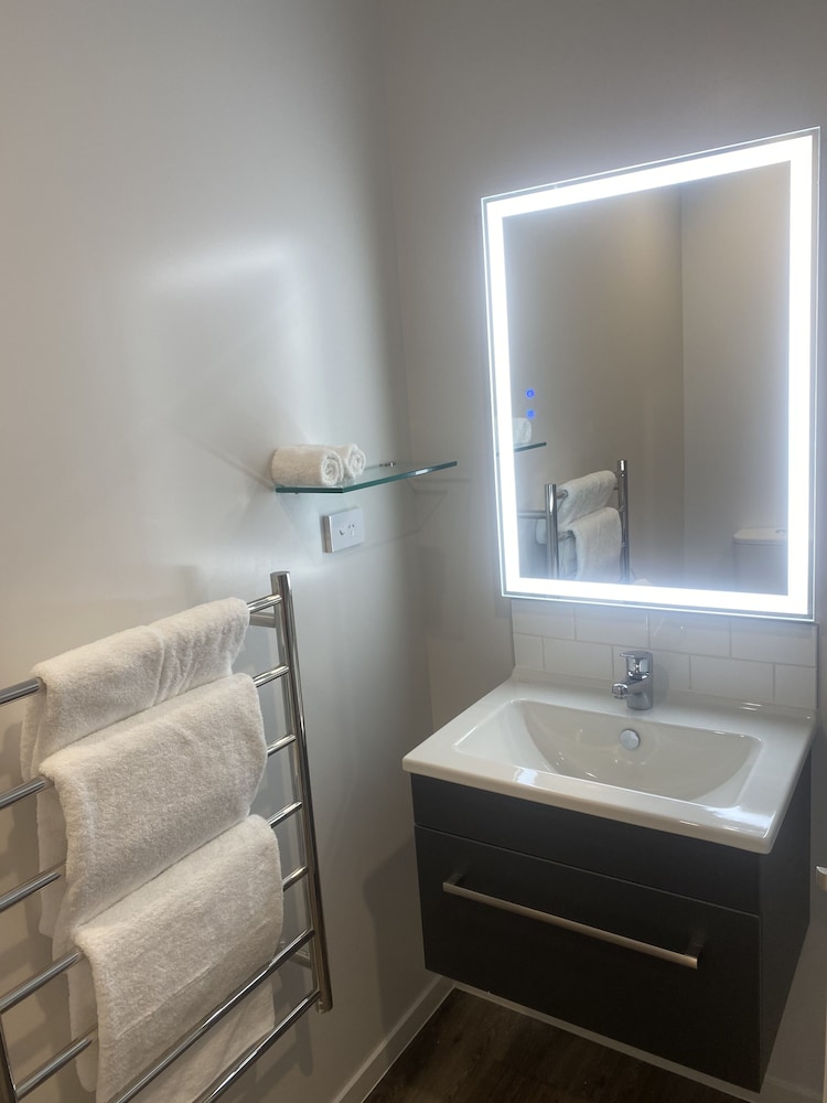 1 Bedroom Apartment - Photo 7