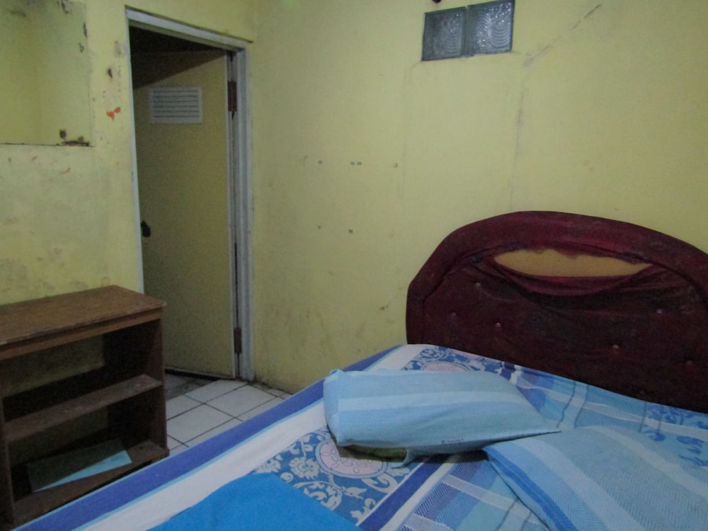 Economy Room photo 3