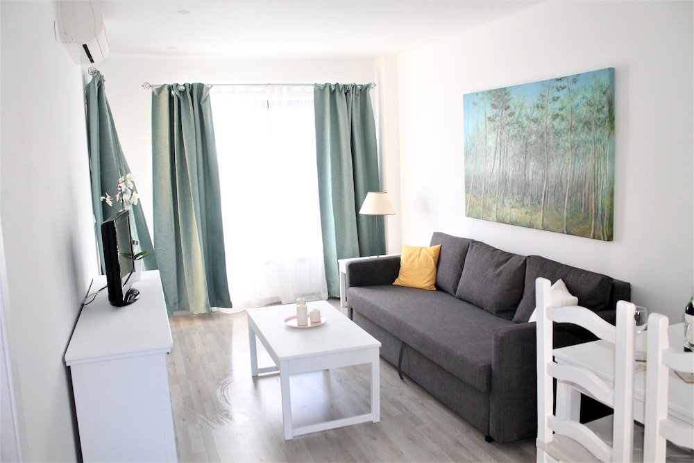 Apartamento Comfort, 1 habitación, balcón, vista al mar