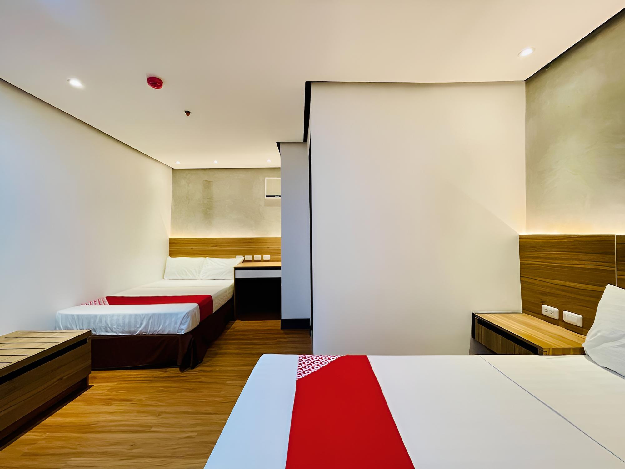 Standard Twin Room - Photo 4