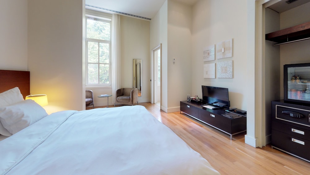 Deluxe Double Room photo 2