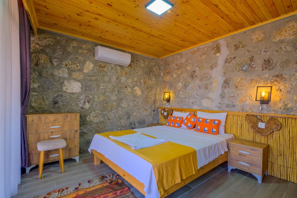 Romantic Room, 1 King Bed, Non Smoking, Sea View