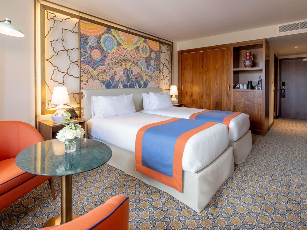 Classic Room, 2 Twin Beds, City View - Photo 2