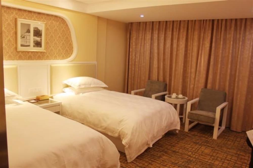 Business Comfort Twin Room photo 2