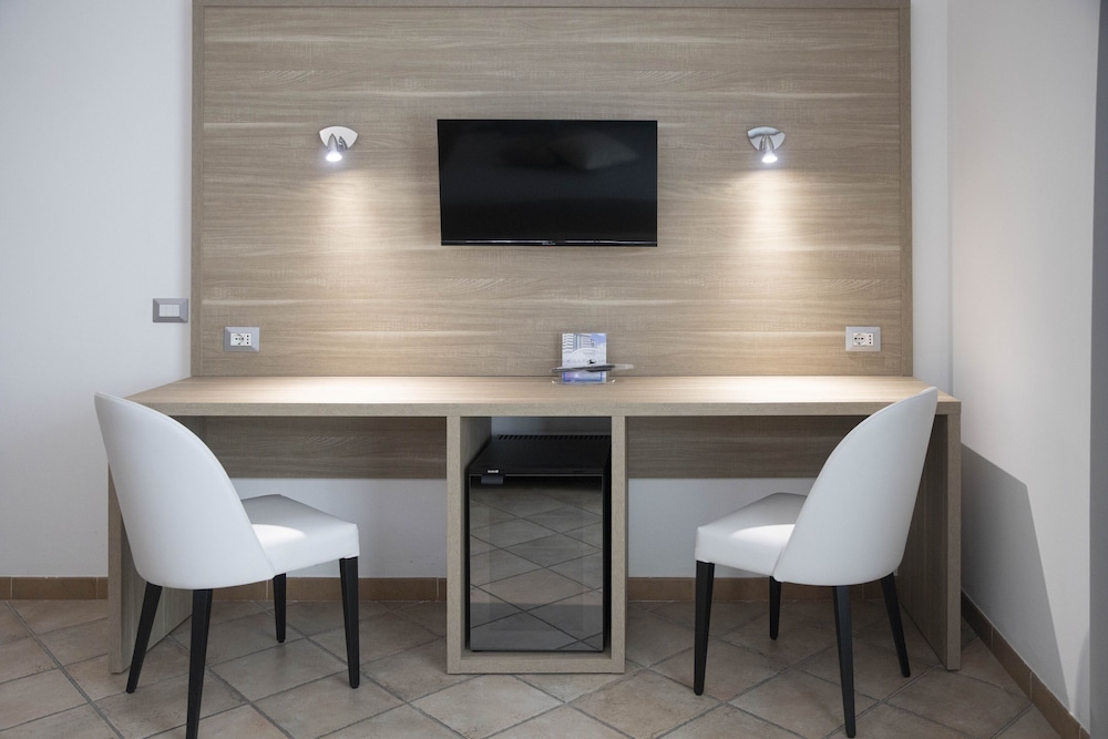 Family Triple Room - Photo 4
