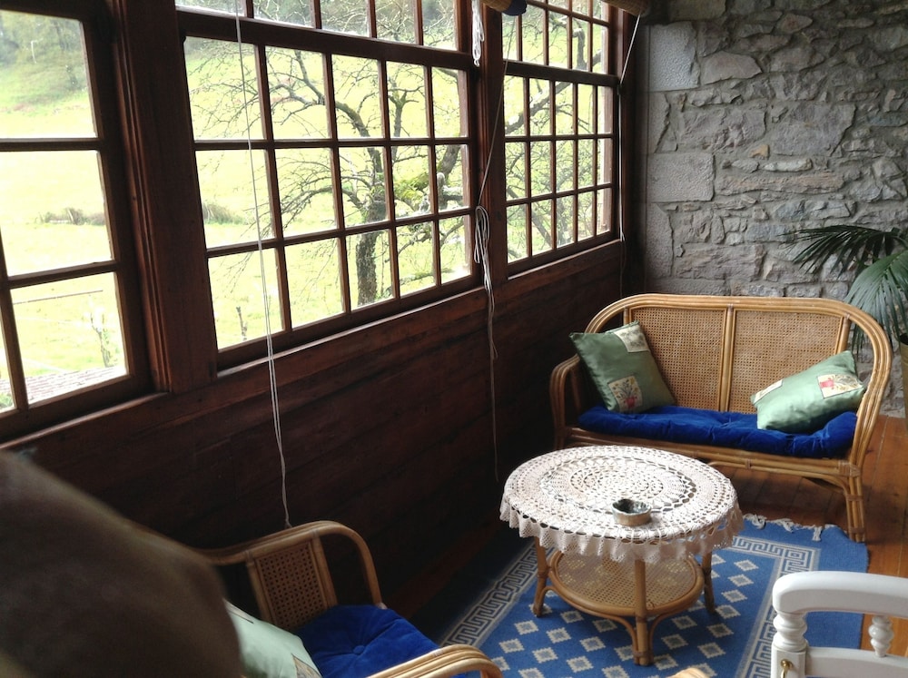 Twin Room, Balcony, Mountain View photo 2