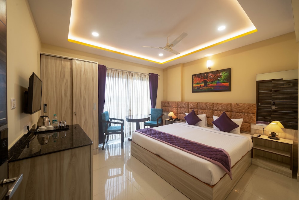 Deluxe Double or Twin Room