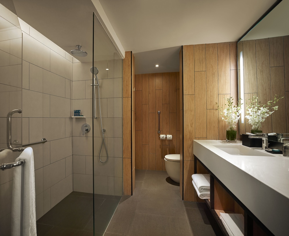 Premier Room, 1 King Bed, Balcony, Ocean View - Photo 2