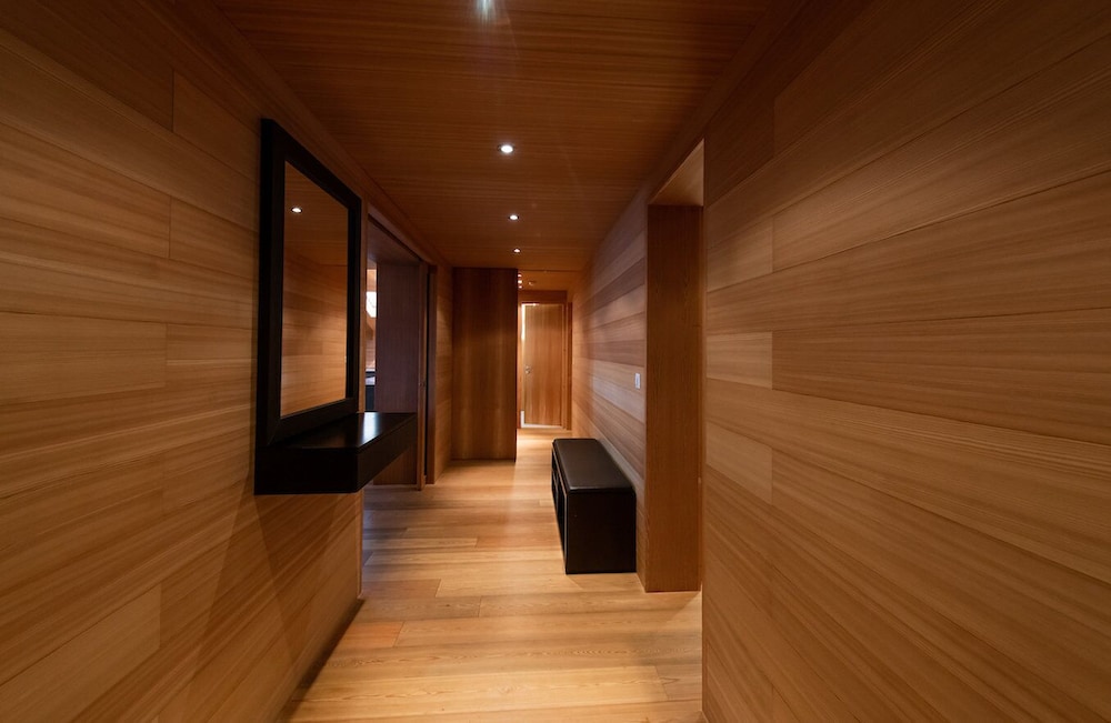 Penthouse (Modern) - Photo 1
