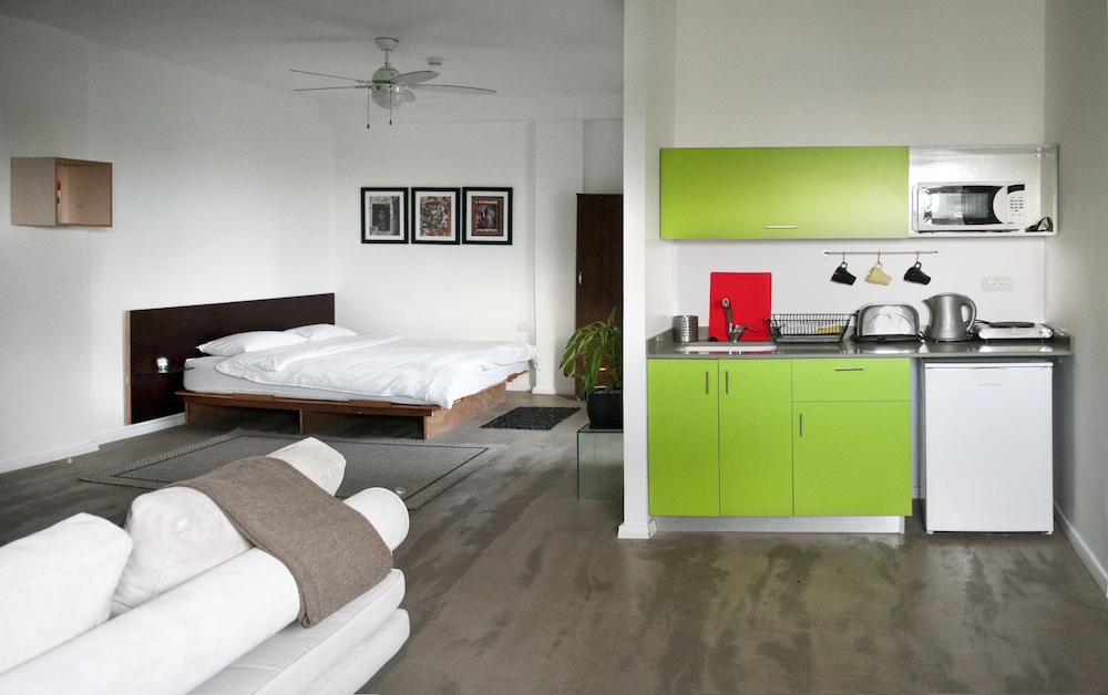 Deluxe Apartment - Photo 2