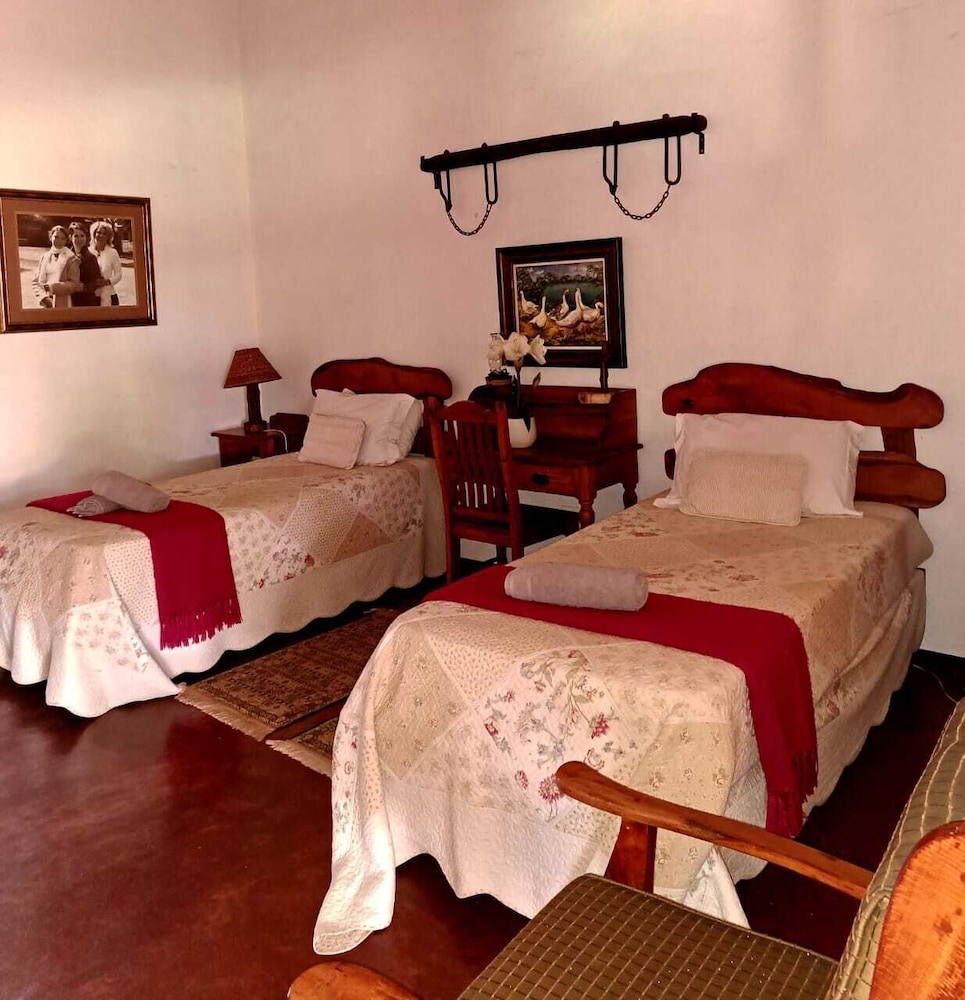 Business Twin Room photo 2