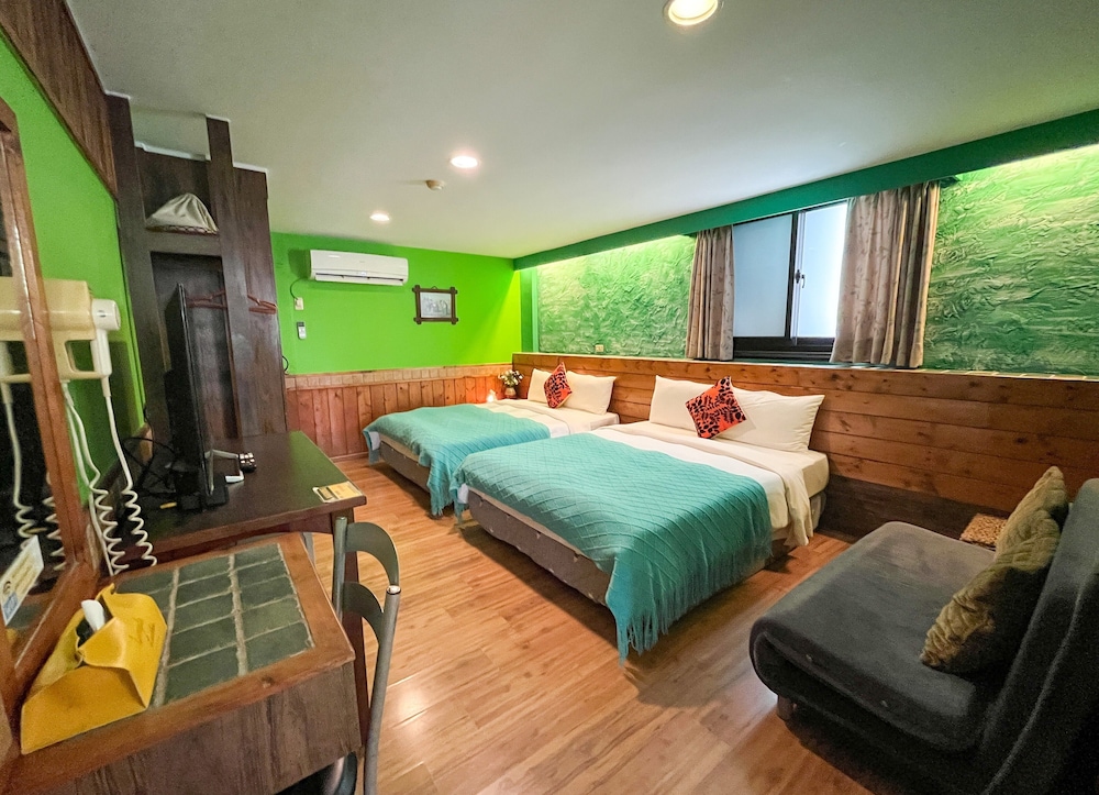 Grand Quadruple Room, Sea Facing