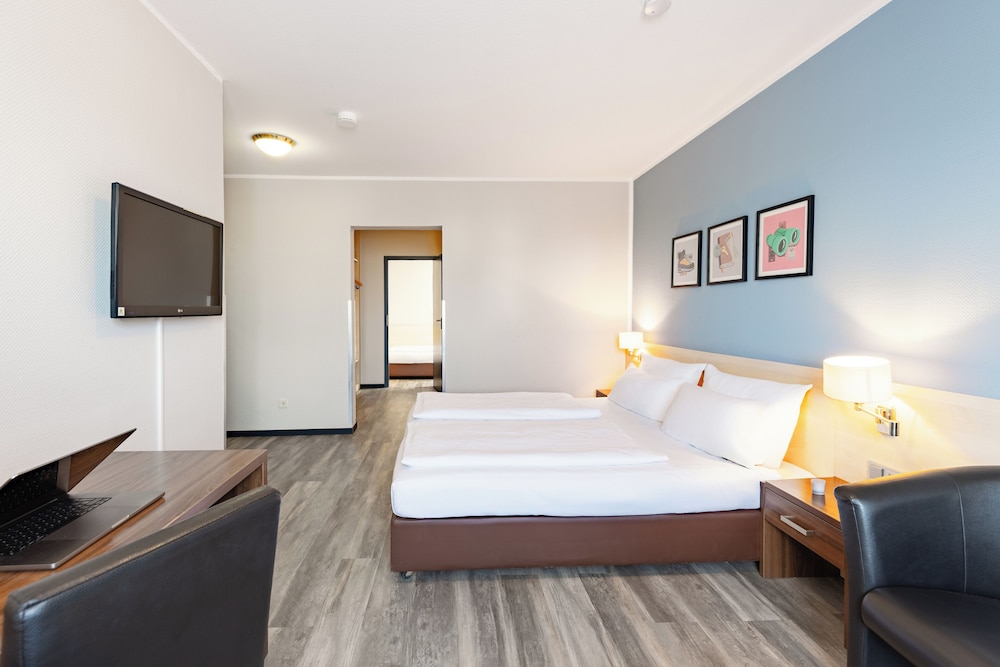 Standard Room - Photo 9