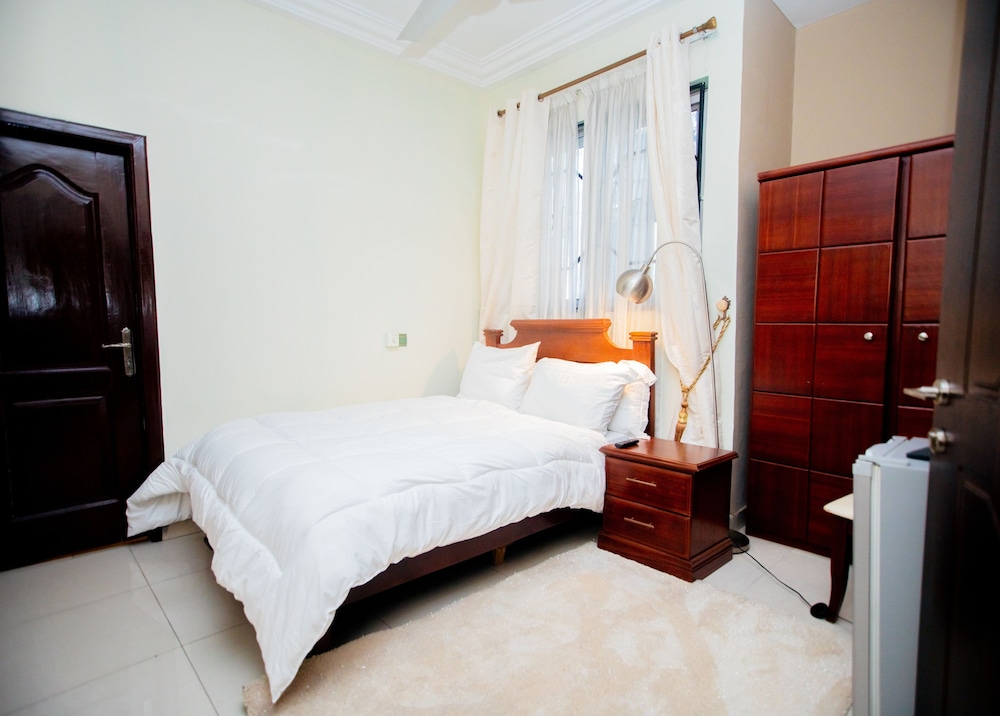 Basic Double or Twin Room