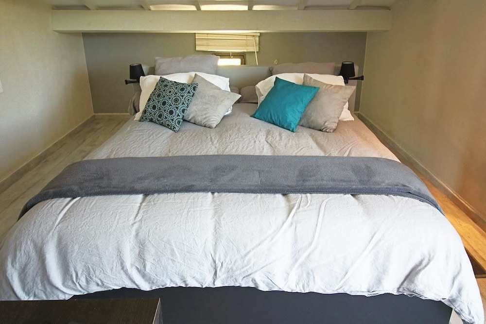 Double Room (Wenge) photo 2