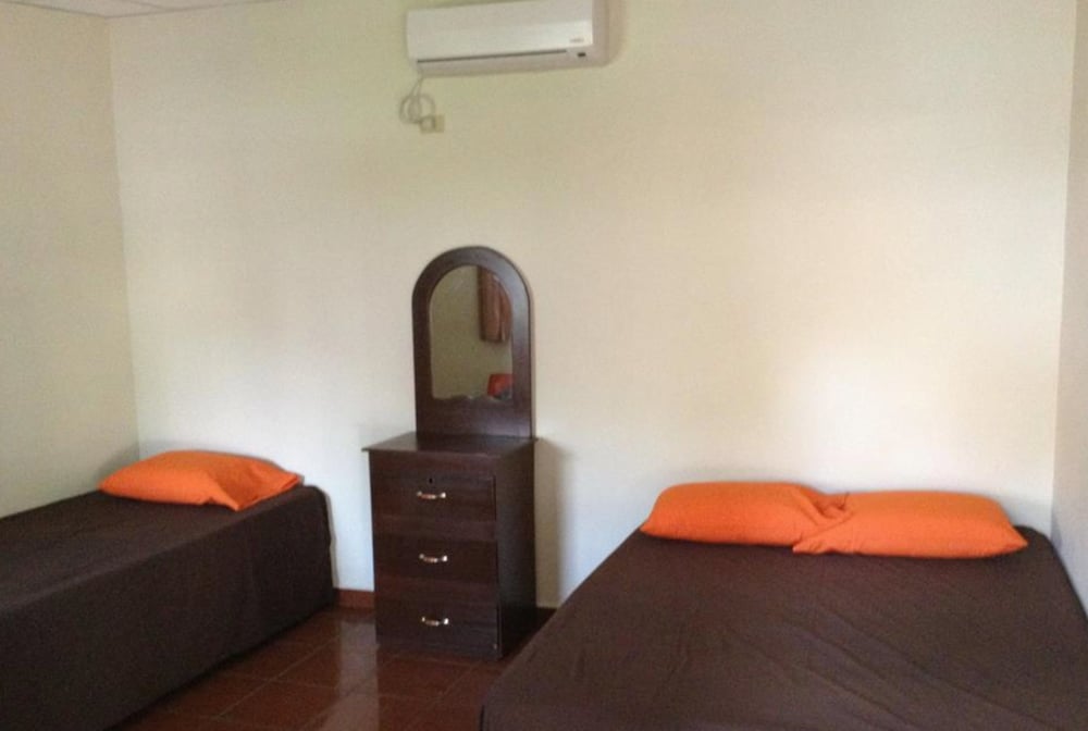 Family Room, Multiple Beds, Non Smoking, Beach View (2 Double and 2 Single Beds) photo 2