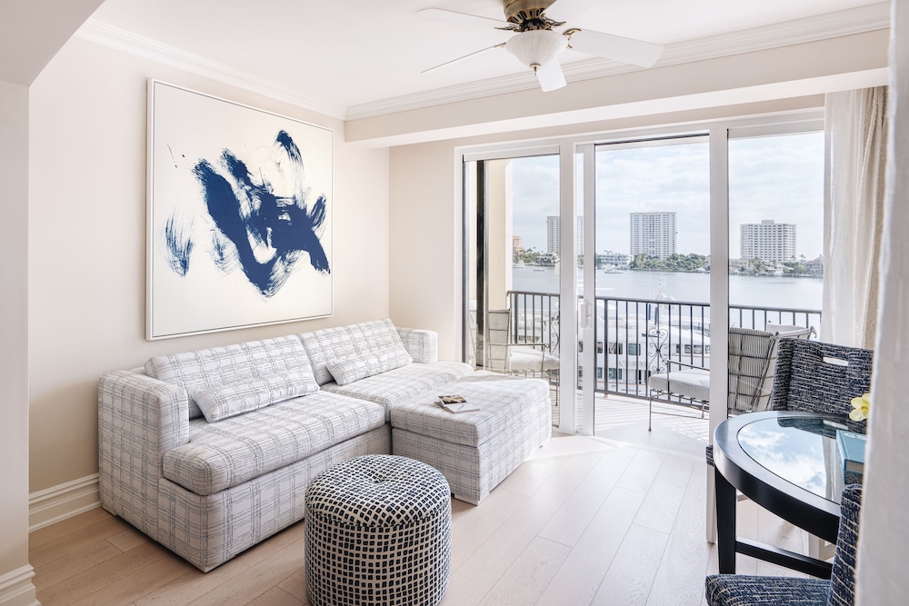 Lake View Junior Suite Two Queens + Accessible photo 3