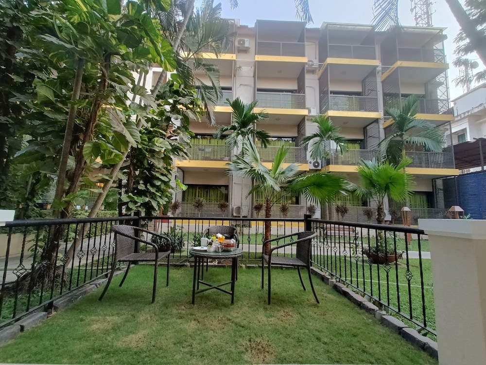 Studio, Garden View - Photo 18