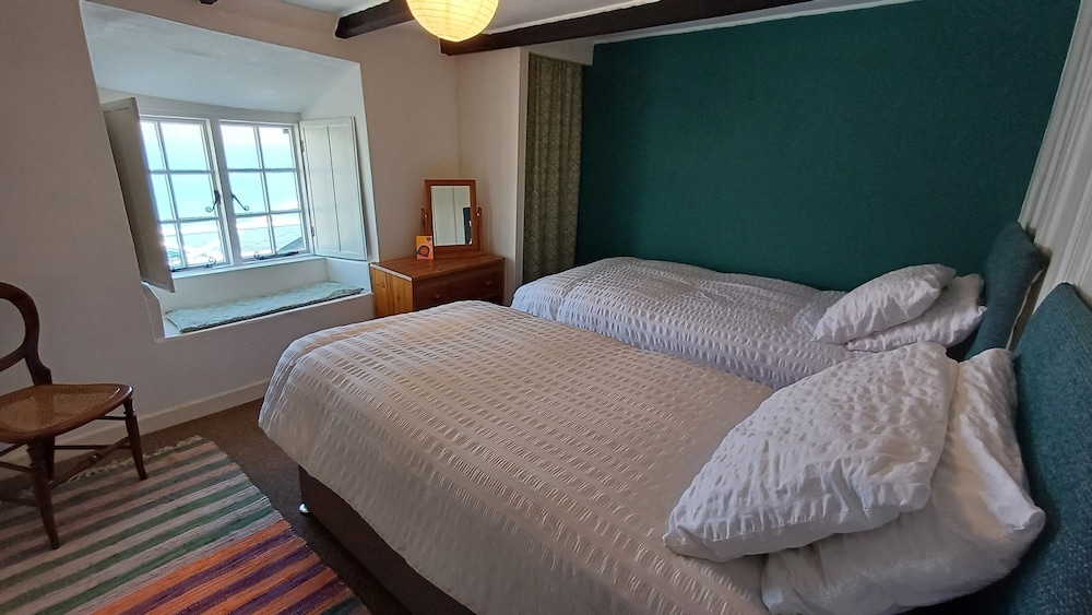 Standard Twin Room, Sea View