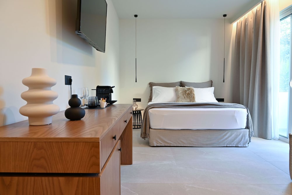 Deluxe suite 104