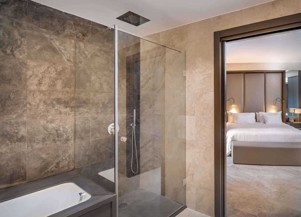 Superior Room - Photo 6