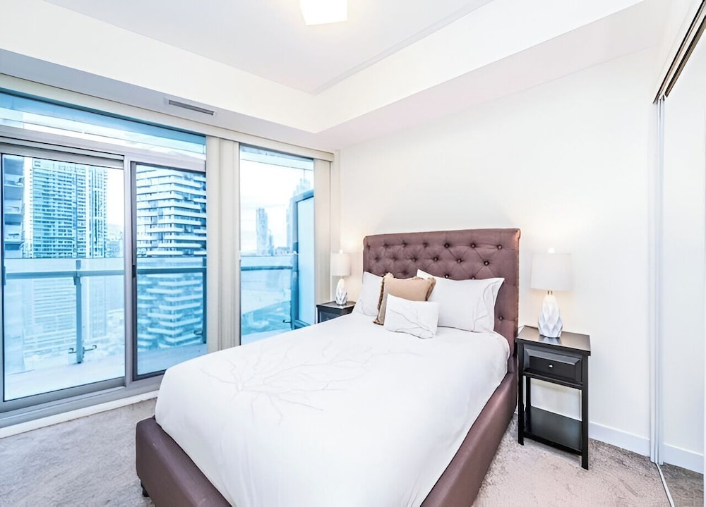 Deluxe Suite, 3 Bedrooms, 2 Bathrooms, City View