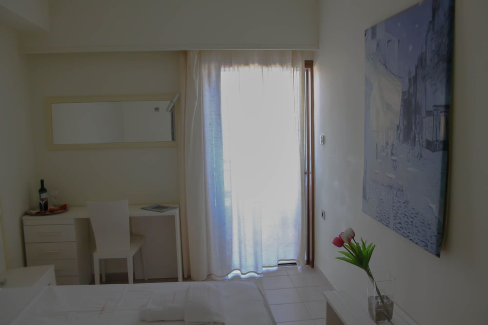Double or Twin Room, Sea View photo 1