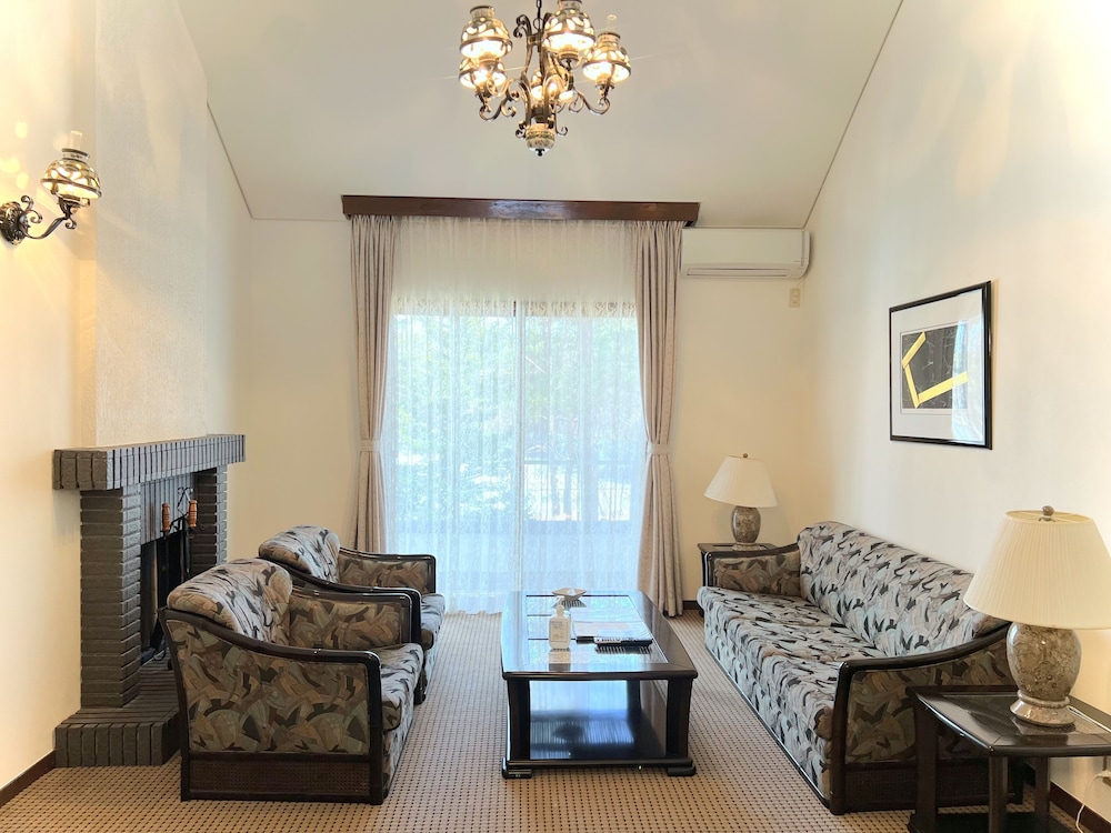 Royal Suite - Photo 4