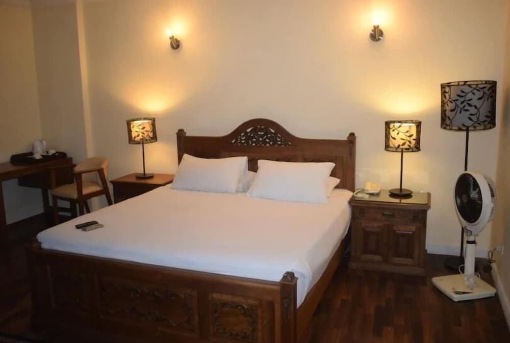 Deluxe Double Room - Photo 5