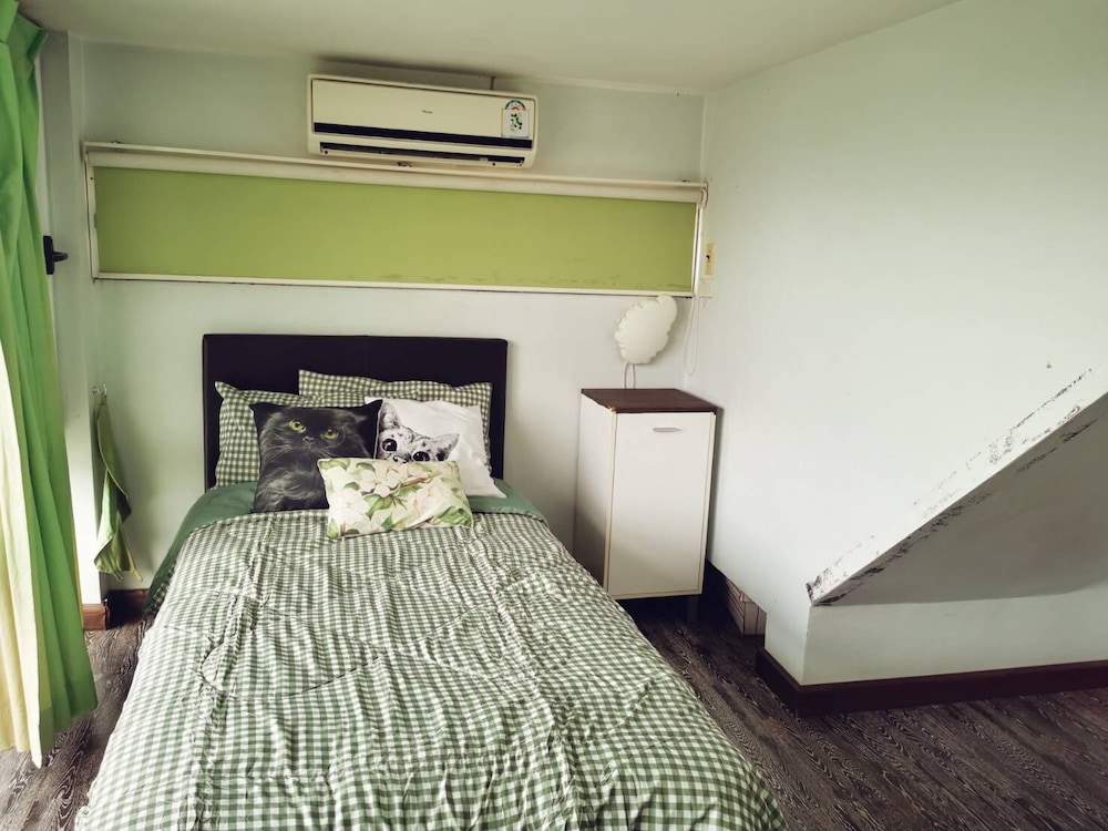 Standard Apartment photo 2