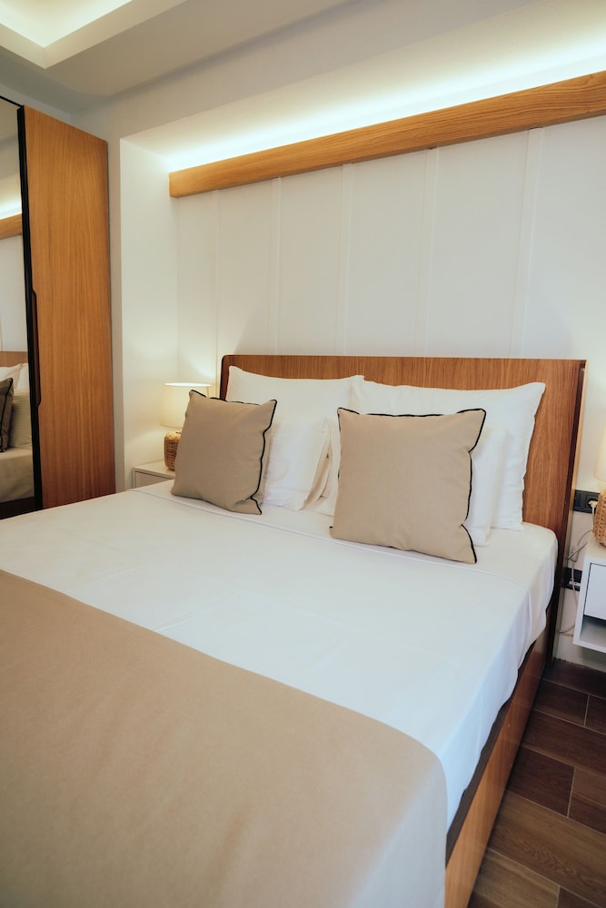 Standard Double Room - Photo 6
