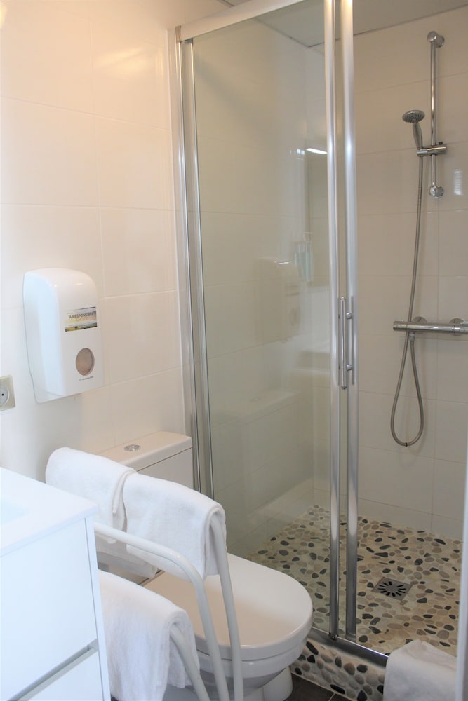 Superior Triple Room photo 3