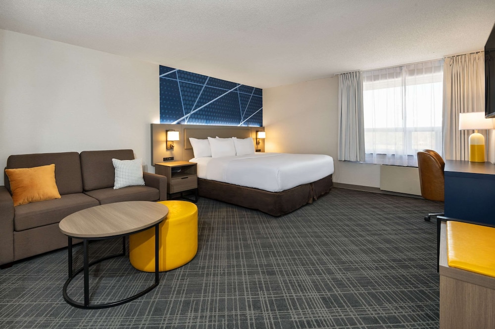 Room, 1 King Bed with Sofa bed, Non Smoking