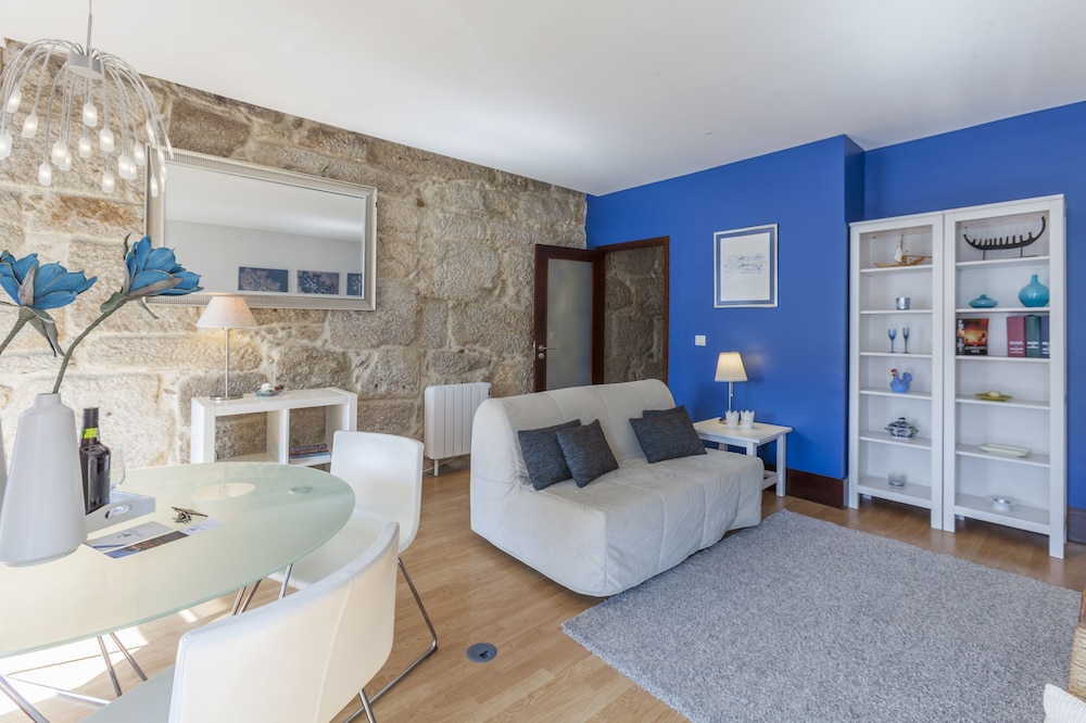Standard Apartment, 2 Bedrooms, River View - Photo 2