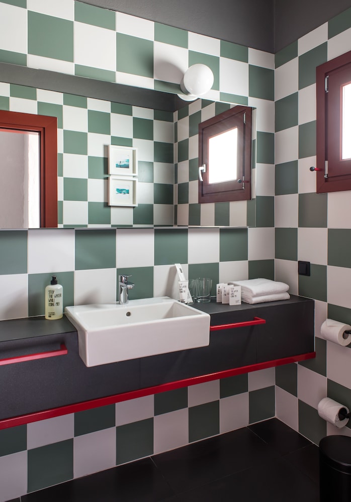 Superior Room, Sea View - Photo 6