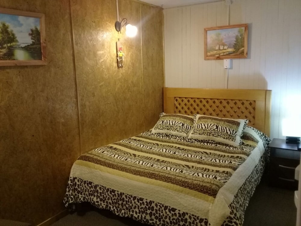 Standard Room, Shared Bathroom photo 2