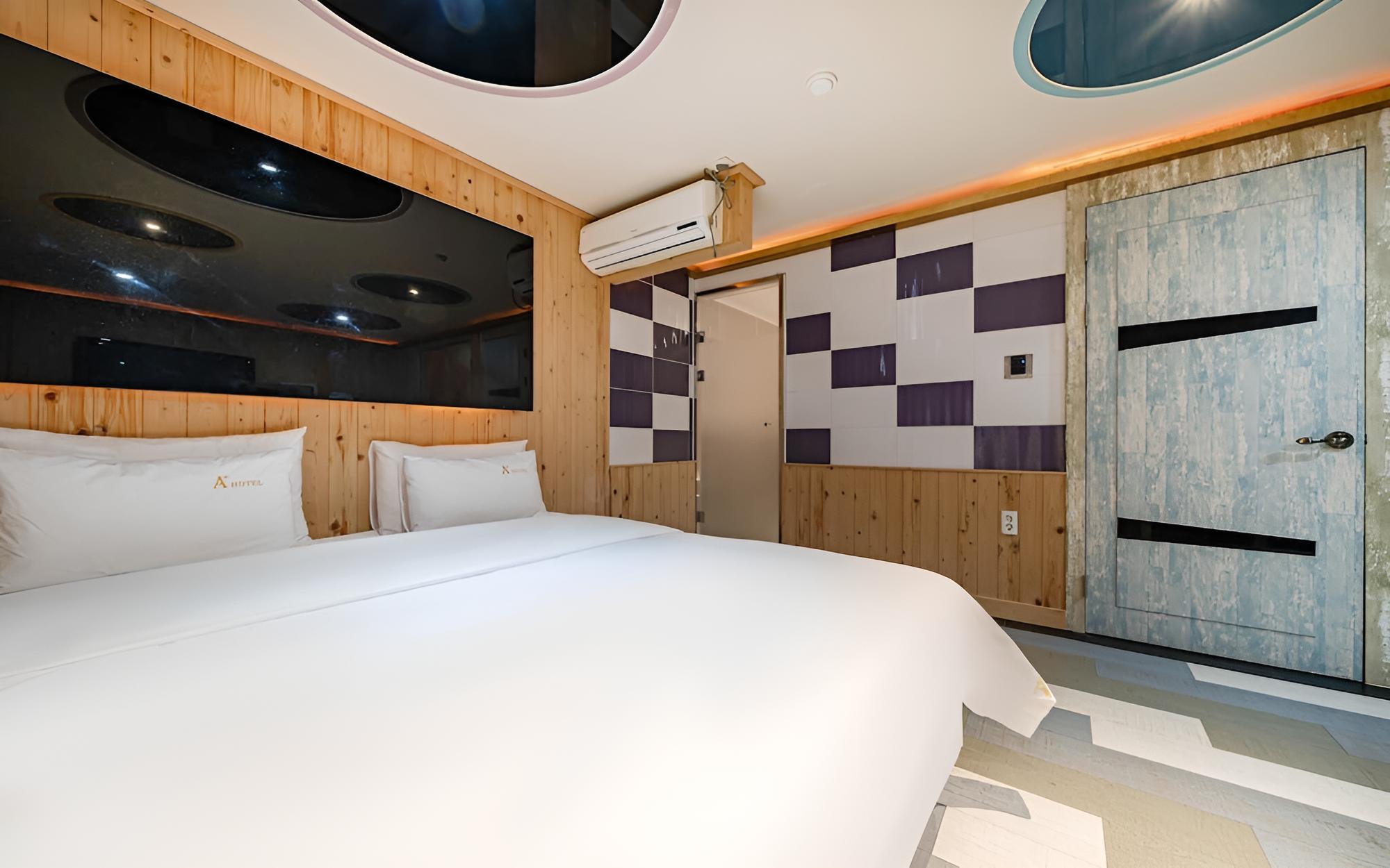 Room (Special Room (Netflix EV Charger Park) photo 3