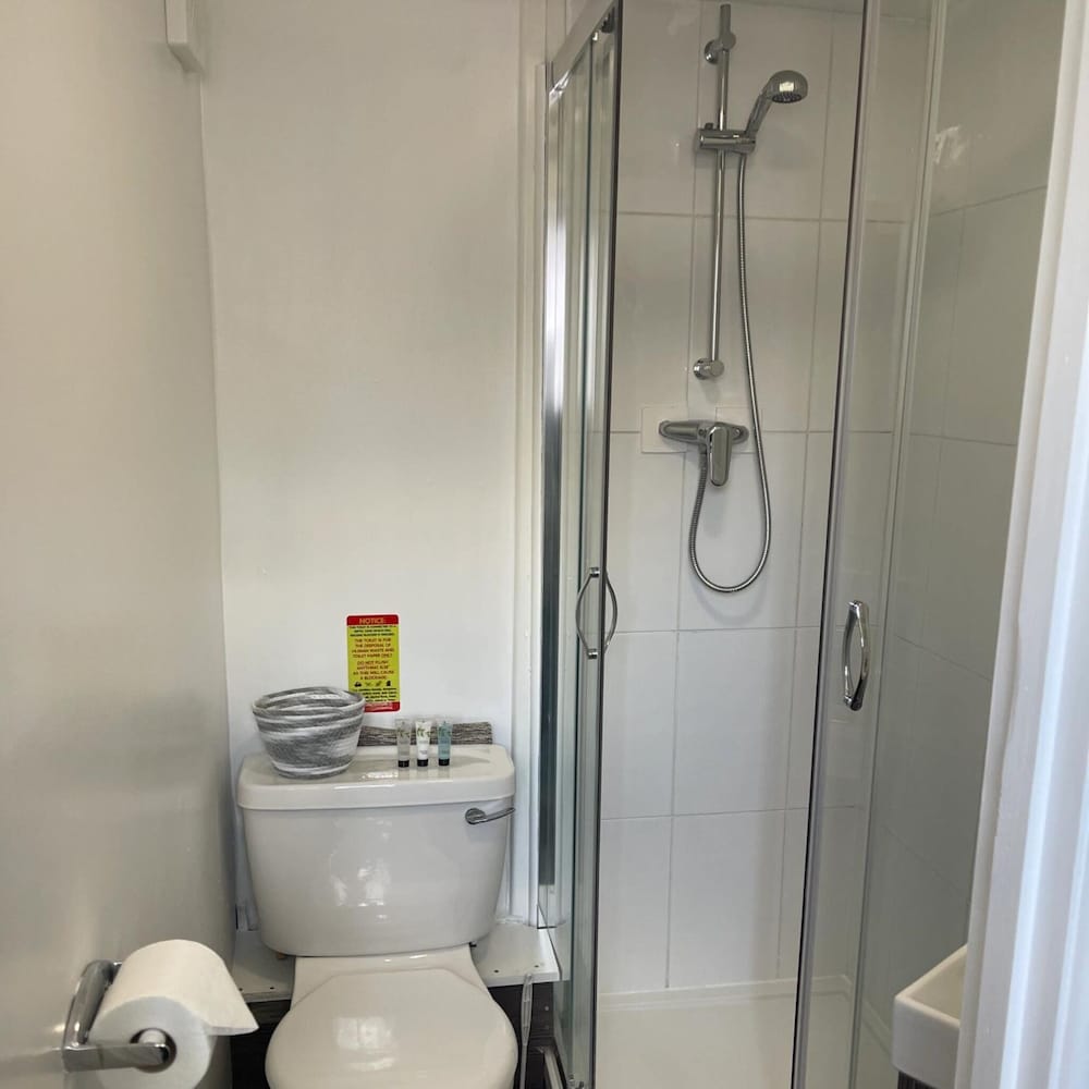 Classic Single Room, Ensuite photo 1