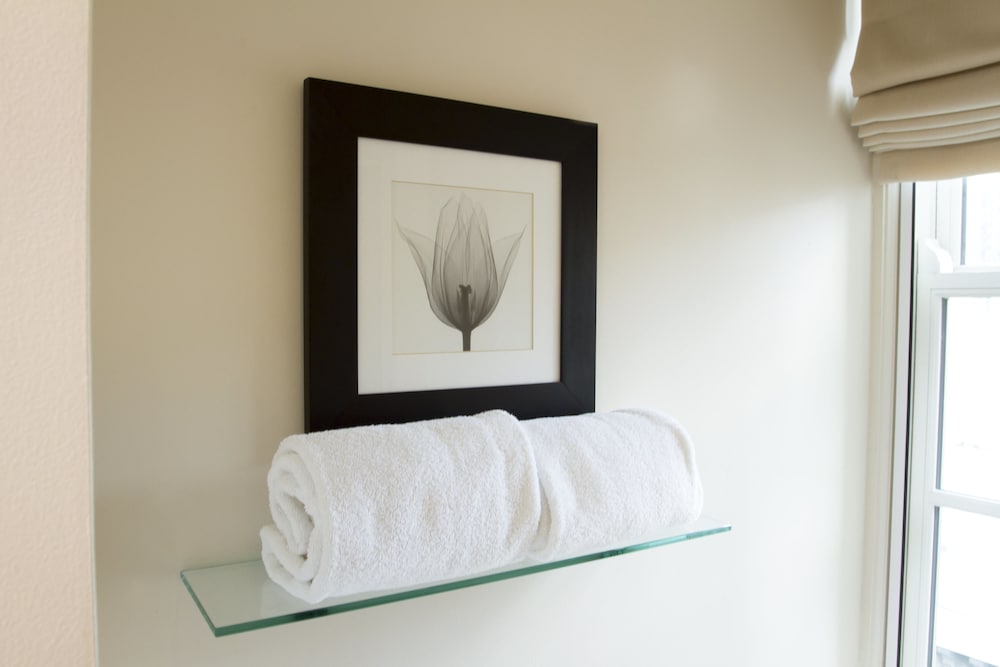 Premium Room, 2 Double Beds - Photo 9
