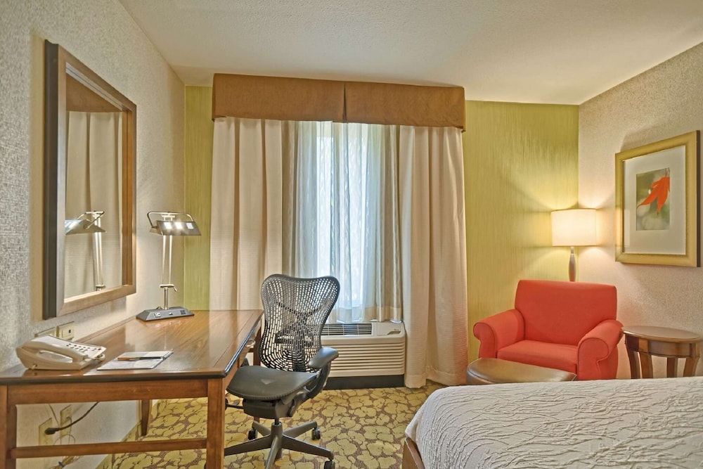 Room, Accessible photo 2