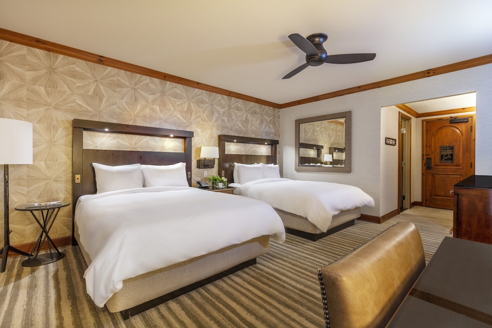 Room, 2 Queen Beds (Village Slope) - Photo 2