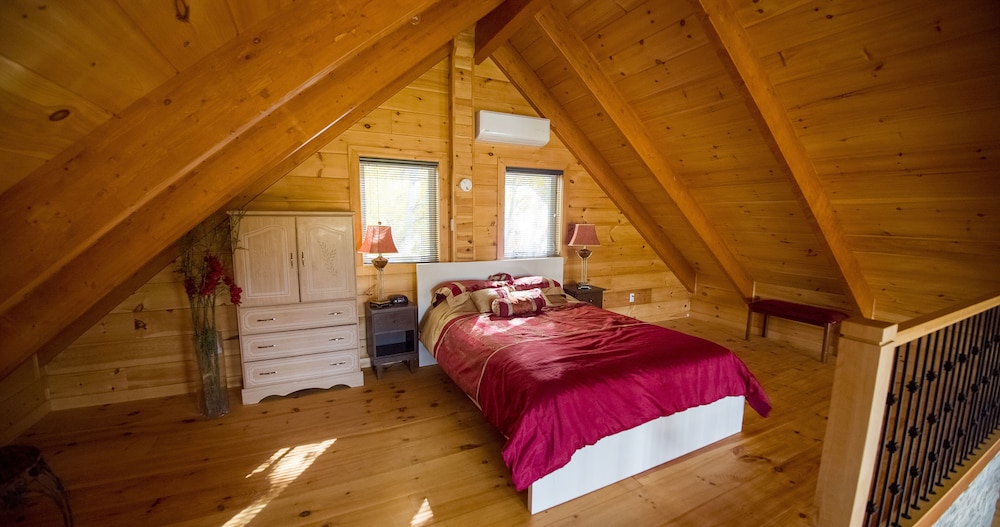 Premium Chalet, 3 Bedrooms, Lake View, Mountainside photo 3