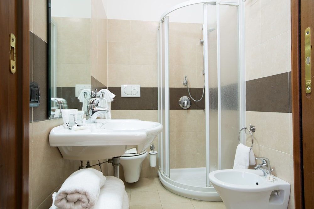 Double Room Single Use photo 3